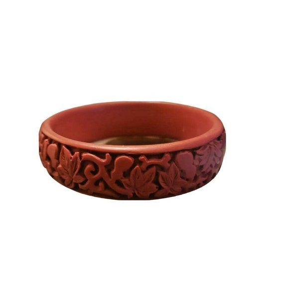Chunky Vintage Carved Chinese Cinnabar Bangle Bracelet - Picture 4 of 8